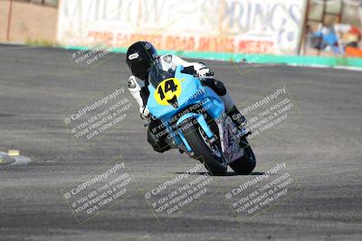 media/Jun-04-2022-WERA (Sat) [[b852bbbd55]]/Practice Races/3-600cc novices/